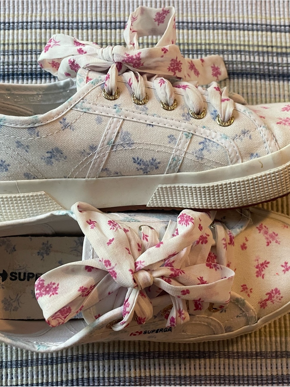 Superga Floral Canvas Sneakers with floral ribbon laces - Picture 3 of 7